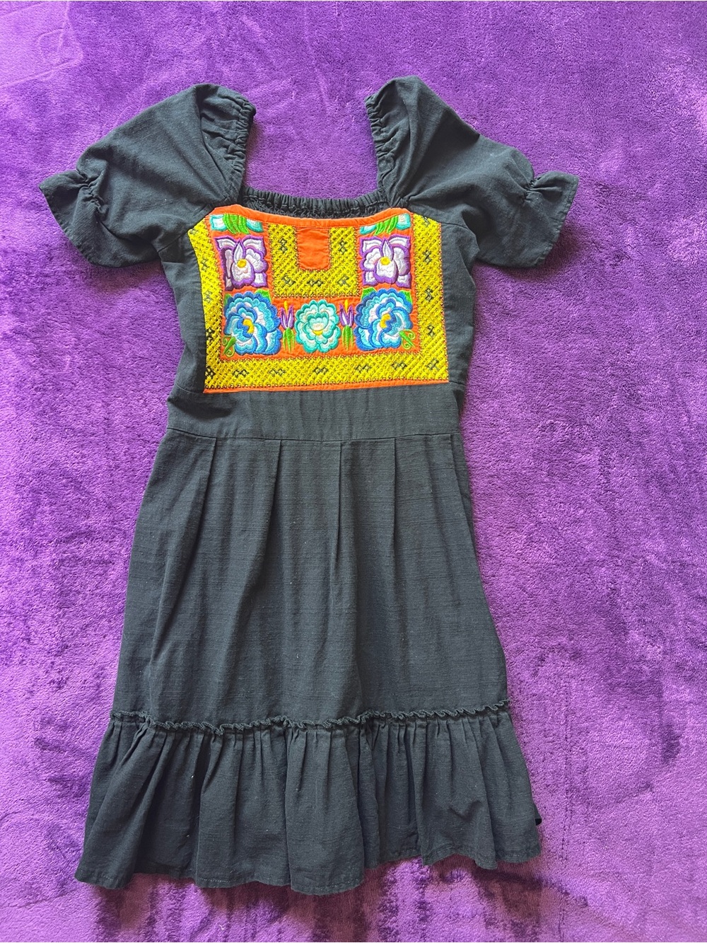 Vintage Women’s Mexican Heavily Embroidered Floral Yoke Black Cotton Dress Sz S
